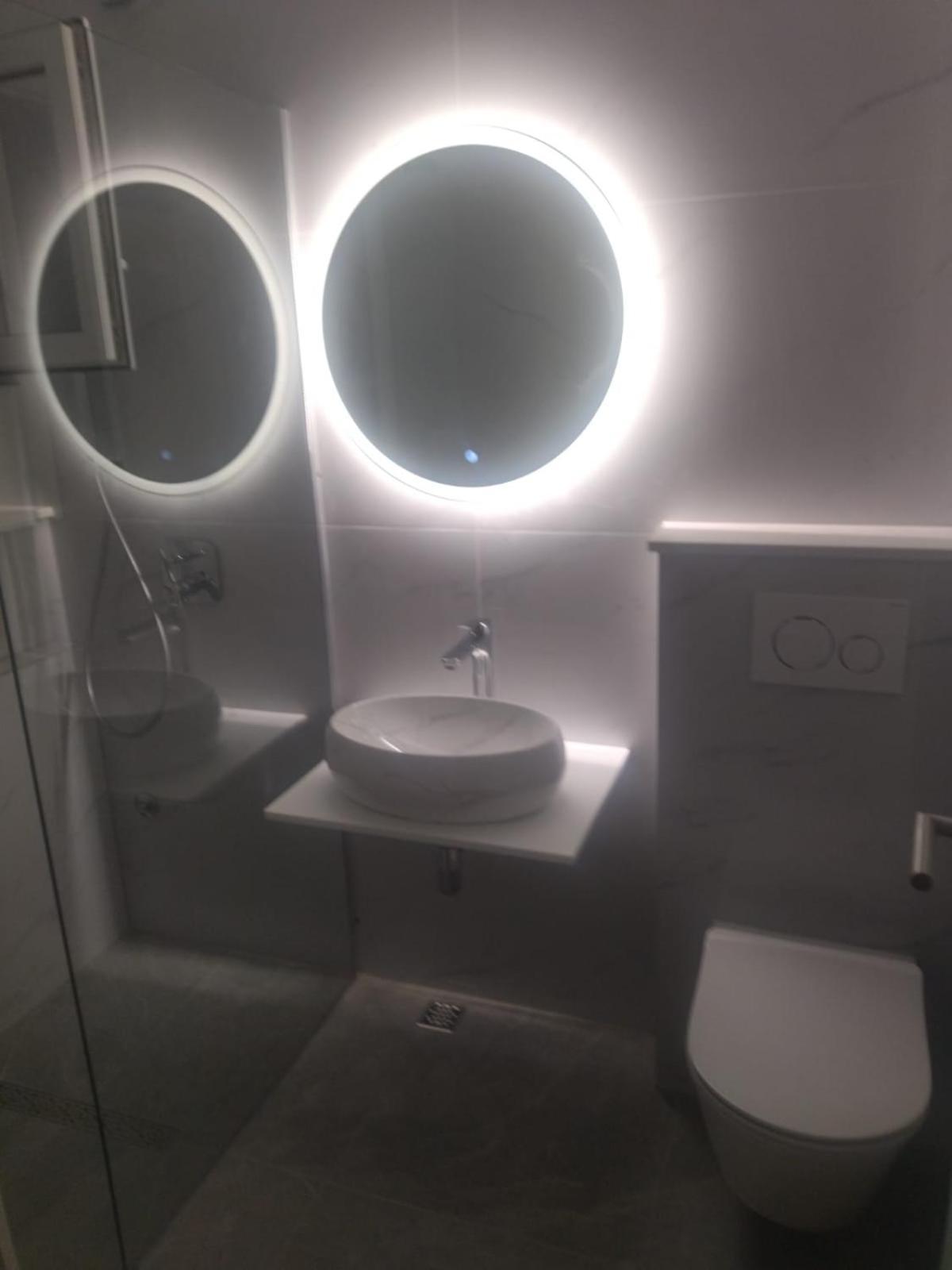 Apartmani Макарска Экстерьер фото