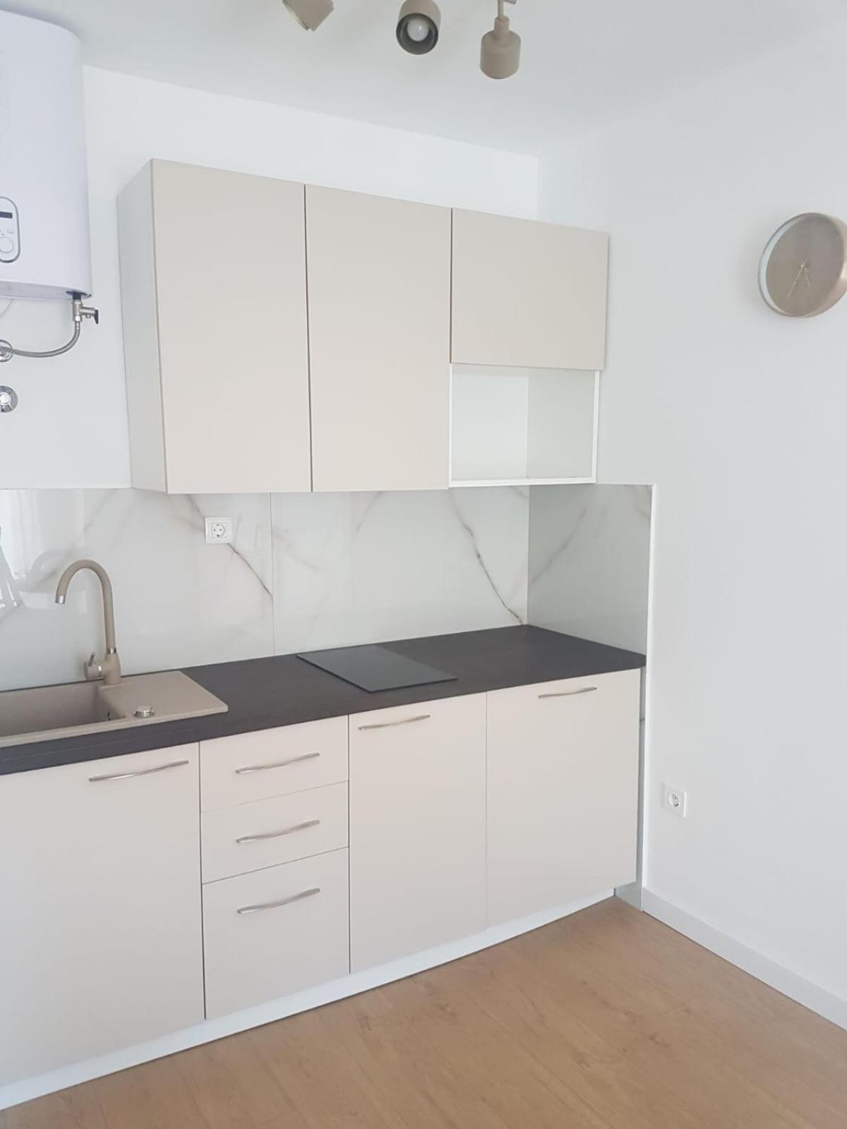 Apartmani Макарска Экстерьер фото