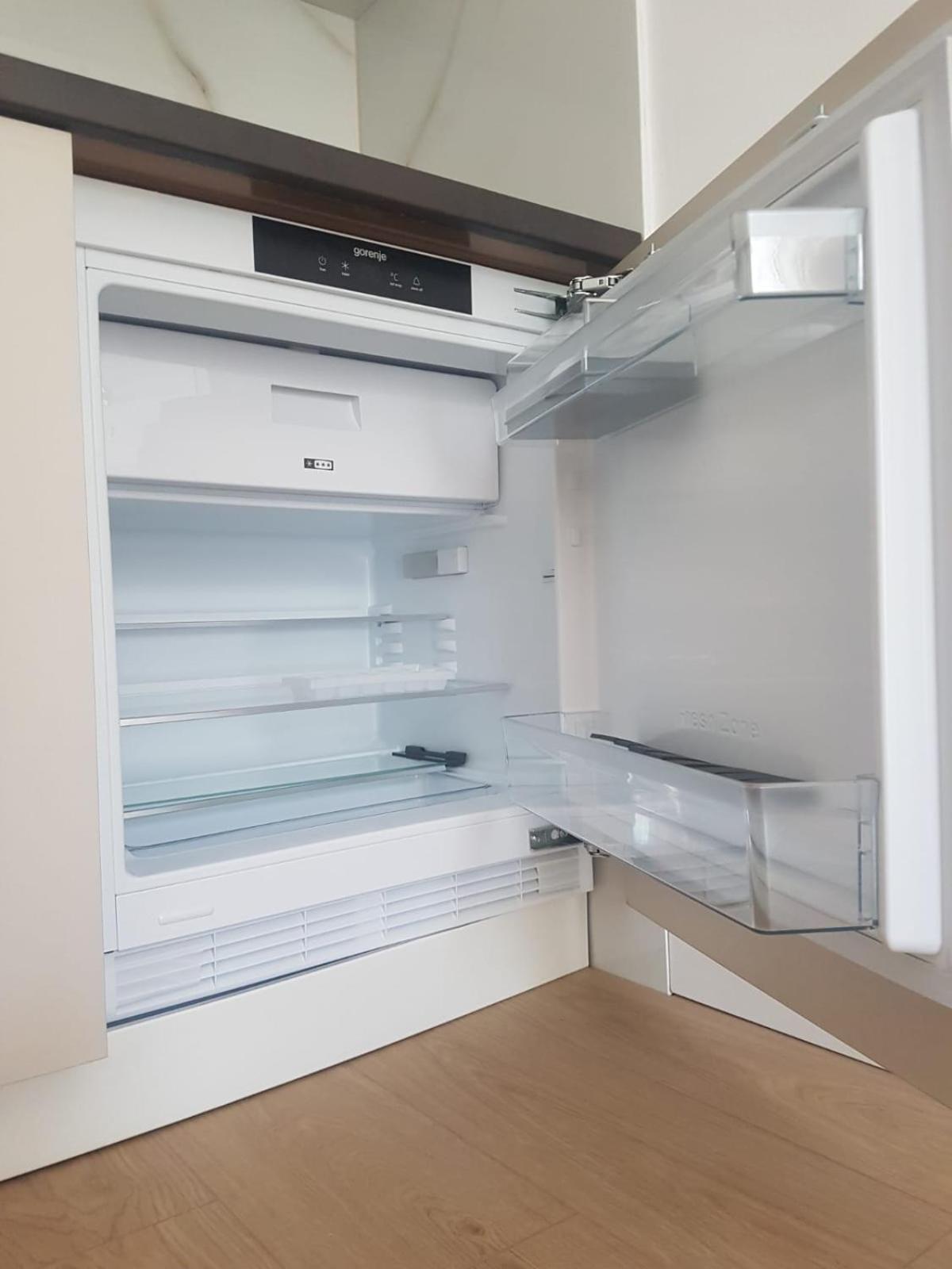 Apartmani Макарска Экстерьер фото