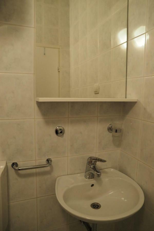 Apartmani Макарска Экстерьер фото